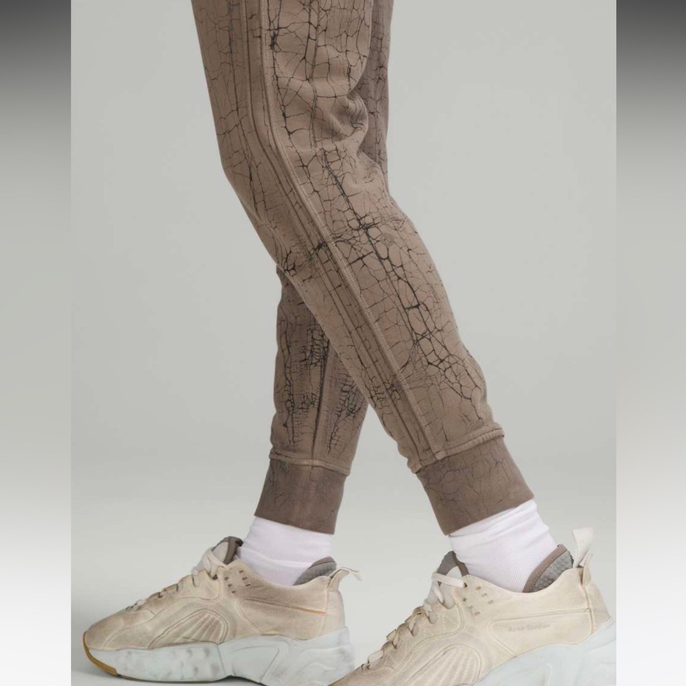 Lululemon Warm Down Jogger *7/8 Length Pants Size 2 - Picture 9 of 10